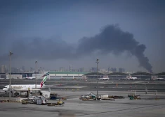 Иранские удары повредили в Дубае аэропорт и знаменитый небоскреб