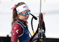 Volfai un Bleidelei kļūdas šaušanā liedz cīnīties par medaļām pasaules junioru čempionātā biatlonā