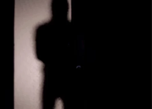 172 noziegumi un vismaz 150 upuri – lietas materiāli atklāj būtiskas detaļas par notiesāto skolotāju.