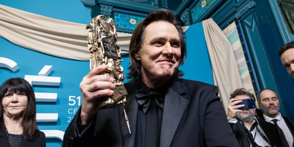 Джим Керри на вручении премии "Сезар".