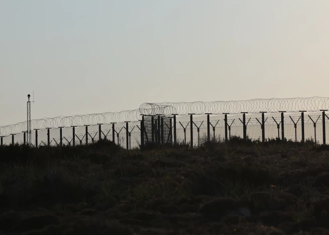 Britu bāzei Kiprā veikts drona trieciens; aizsardzība paaugstināta