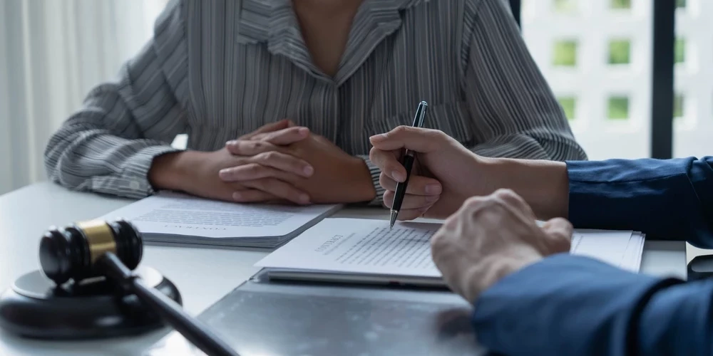 Адвокаты Латвии откроют бесплатный прием.