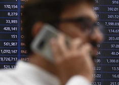 Konflikts Tuvajos Austrumos uzkurina naftas un gāzes cenas