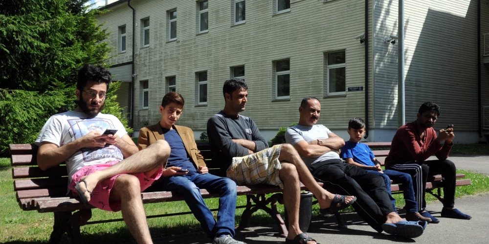 Немногочисленные мигранты в Латвии окружены заботой и вниманием.