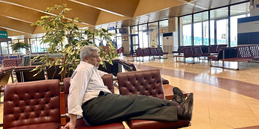 Apvienotie Arābu Emirāti (AAE) paziņojuši, ka segs izmitināšanas izmaksas visiem valstī iestrēgušajiem ceļotājiem.