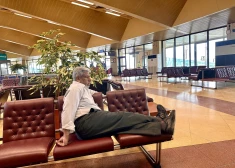 Apvienotie Arābu Emirāti sola segt dzīvošanas izmaksas visiem tūristiem, kas iestrēguši valstī