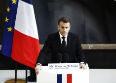 "Lai būtu brīvi - no mums jābīstas!" Makrons paziņo, ka Francija ieiet jaunā kodolatturēšanas stratēģijas posmā