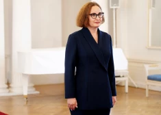 Vēstniece Latvijas valstspiederīgajiem neiesaka pašlaik pašiem mēģināt pamest AAE