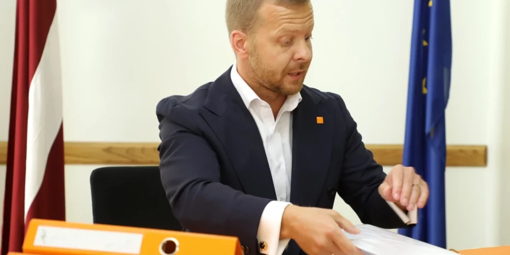 Лидер партии "За стабильность" Алексей Росликов считает, что предупреждение Генпрокуратуры в адрес партии - это сведение счетов.