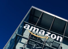 Irānas dronu triecienos AAE cietuši “Amazon” datu centri un Austrālijas militārā bāze