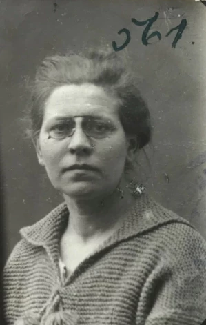 Marta Rinka, pases foto (1921). Avots: LNA LVVA, 2996–16–13650. Pases foto.