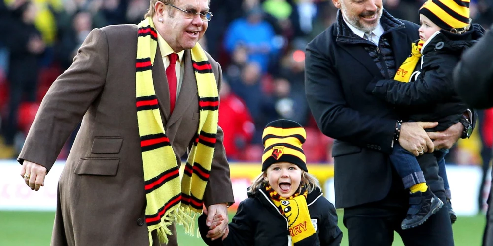 Eltons Džons savus dēlus lielākoties sargājis no publicitātes.