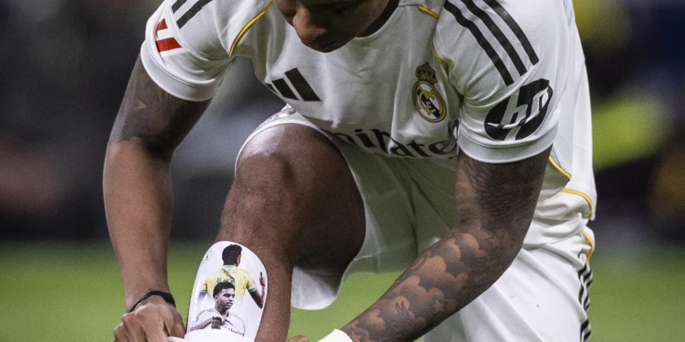 Rodrigu ir diagnosticēta sarauta labā ceļgala krusteniskā saite un meniska plīsums.