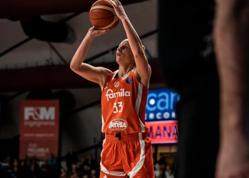 Kitija Laksa (foto: "Familia Basket Schio" / Facebook)