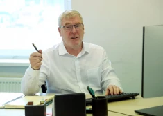 Papīra un plastmasas iepakojuma aisbergs