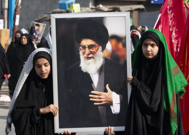 “Nav svarīgi, kā viņu sauc vai kur slēpjas” – Izraēla draud vērsties pret nākamo Irānas līderi