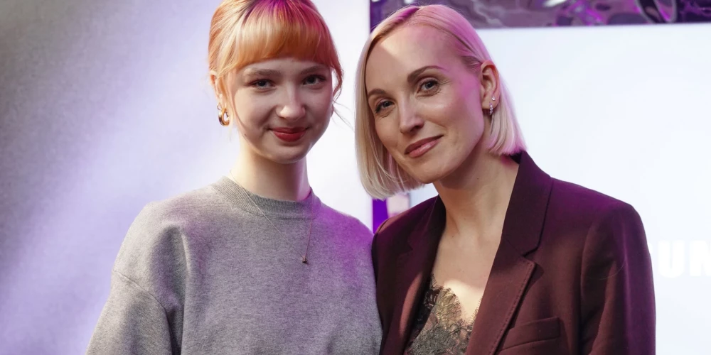 Kristīne Virsnīte kopā ar meitu Amēliju.