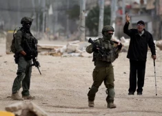 Izraēlas armija iegājusi Libānas dienvidu pilsētā