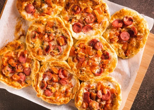 Ātrās piciņas no kārtainās mīklas