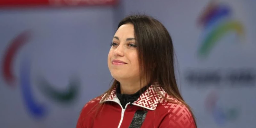 Latvijas ratiņkērlingiste Polīna Rožkova.