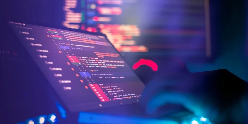  Katru mēnesi ar platformas starpniecību tika izplatīti desmitiem miljonu pikšķerēšanas e-pastu, un tā deva iespēju uzbrucējiem piekļūt gandrīz 100 000 organizāciju visā pasaulē, tostarp skolām, slimnīcām un valsts iestādēm. /Ilustratīvs attēls/