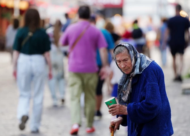 В Латвии обнаружили огромный разрыв между доходами богатых и бедных жителей