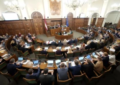 10 000 подписей не помогли: Сейм не разрешил досрочно изымать накопления второго пенсионного уровня