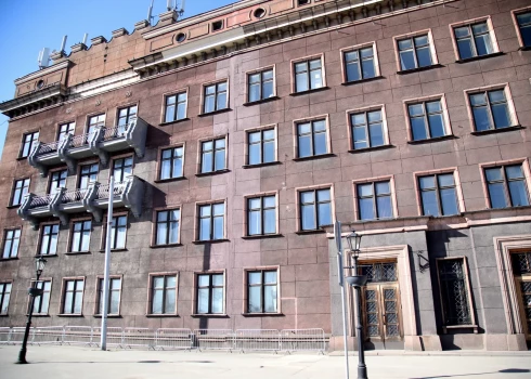 Здание бывшего Рижского технического университета в Старой Риге.