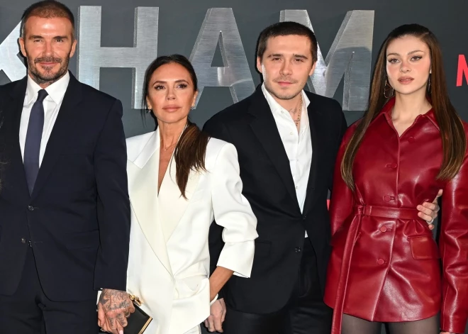 Deivids un Viktorija Bekhemi pārtrauc klusēšanu un publiski vēršas pie Bruklina ar sirsnīgiem vārdiem