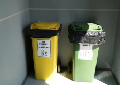 "Почему мы платим за воздух?" Эксперт раскритиковал систему оплаты вывоза мусора в Латвии