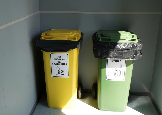 "Почему мы платим за воздух?" Эксперт раскритиковал систему оплаты вывоза мусора в Латвии