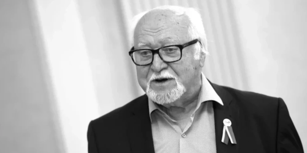 На 90-м году жизни умер латвийский режиссер Янис Стрейчс.