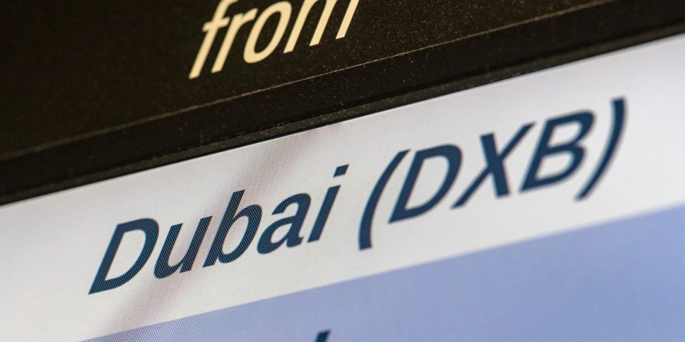 Sagaidāms, ka lidmašīna Rīgā varētu ierasties sestdien, 7. martā, plkst. 2.10 no rīta (foto: Scanpix / dpa / picture-alliance)