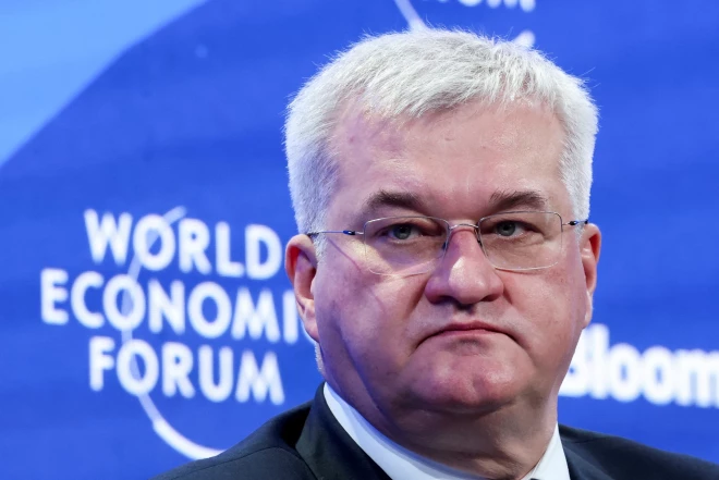 Ukrainas ārlietu ministrs Andrijs Sibiha paziņojis, ka Ungārija sagrābusi septiņus Ukrainas pilsoņus par ķīlniekiem.