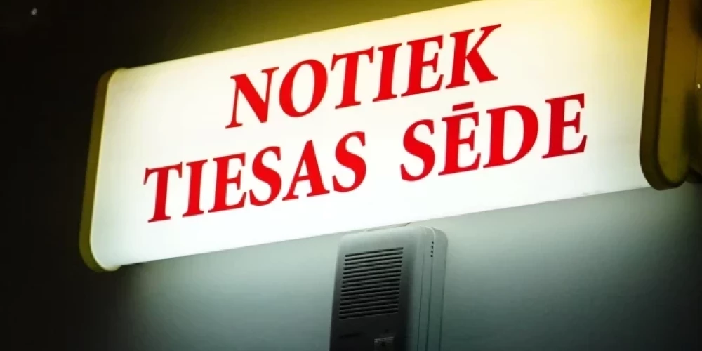 Visas četras personas vairs nav tiesīgas ieņemt amatu Valsts robežsardzē.