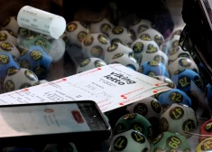 Latvijā iegūts šīs nedēļas lielākais "Vikinglotto" laimests; no miljoniem šķīra viens skaitlis