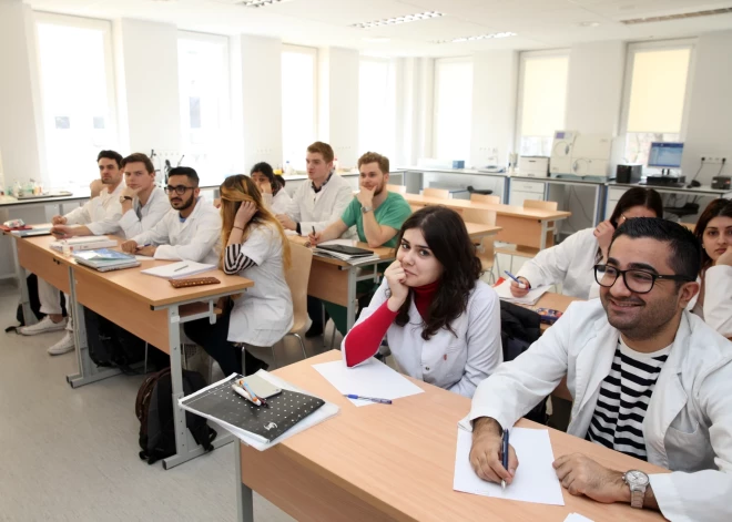 Lietuva gatavo būtiskas pārmaiņas ārvalstu studentu kontrolē - kāda situācija ir Latvijā?