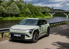 Ar ko finālists "Kia EV3" iepaticies "Latvijas Gada auto" žūrijai