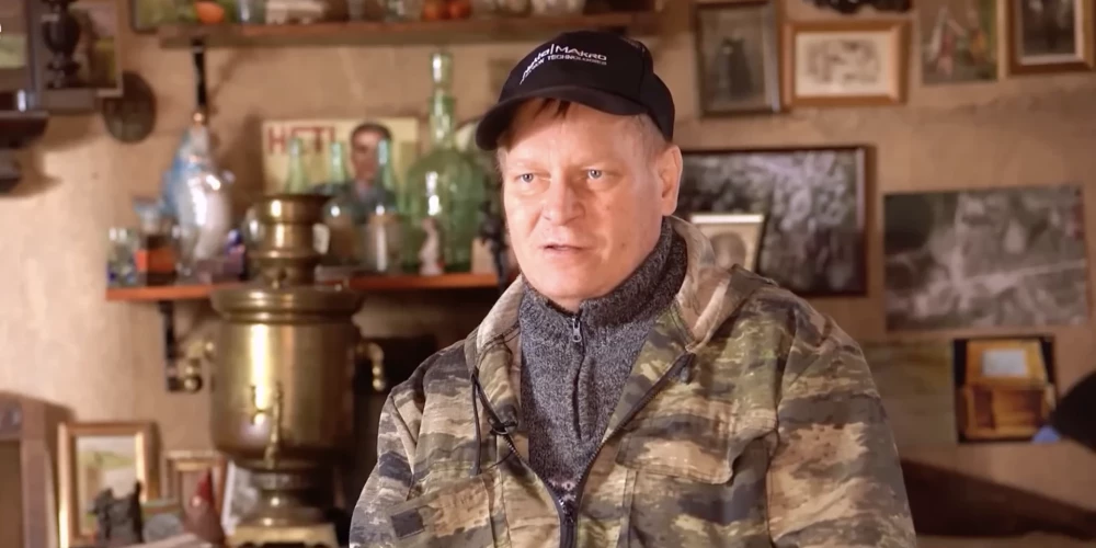 Raimonds Stikāns sevi dēvē par militāro arheologu.