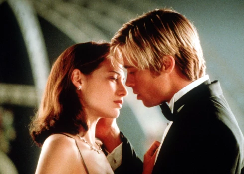 Klēra Forlāni un Breds Pits filmā "Iepazīsties, Džo Bleks".