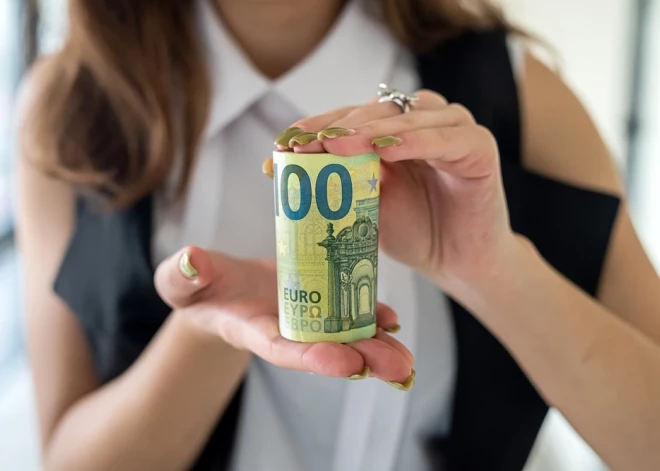 Судьба дает шанс: трем знакам зодиака стоит просить прибавку к зарплате именно сейчас