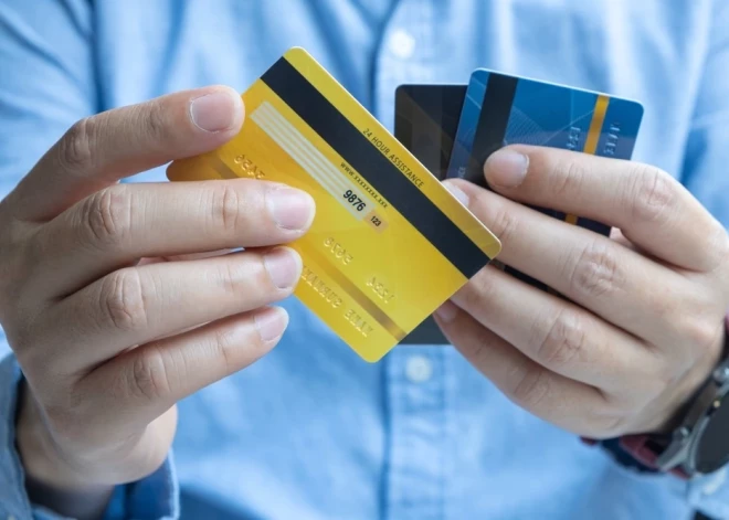 В одном из самоуправлений Латвии решили отказаться от наличных денег