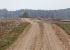 Smiltenes novadā noteikts kravu pārvadāšanas aizliegums pa diviem lauku ceļiem Blomes pagastā