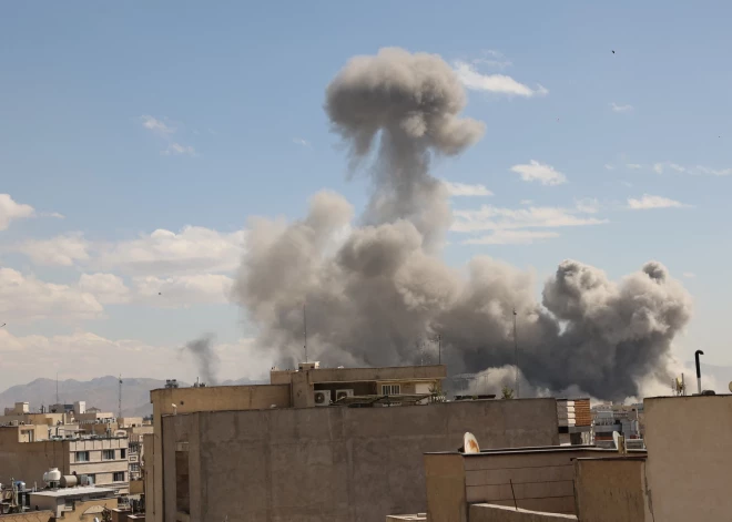 Пентагон использовал Claude для ударов по Ирану и заключил соглашение с создателем ChatGPT. Как нейросети стали важным оружием в современных войнах?