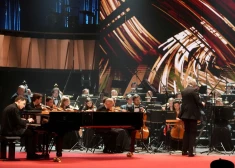 FOTO: pasniegtas “Lielās mūzikas balvas”; par gada koncertu atzīst “Budas pasijas”