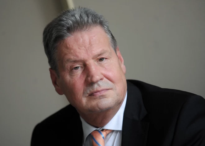 "В Латвии политики служат чиновникам": Карлис Лейшкалнс о кризисе власти и "партии бюрократии"