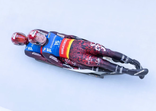 Bots/Plūme Altenbergā izcīna sesto vietu