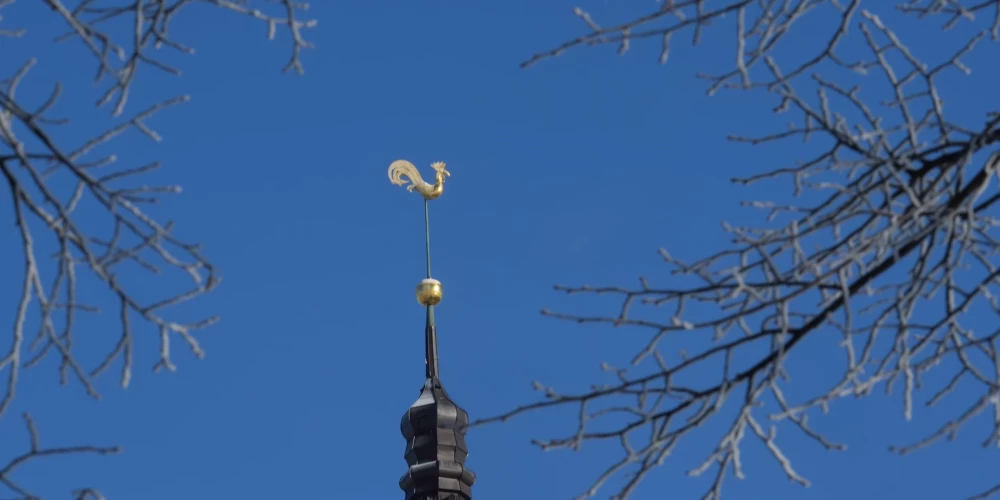 Svētdien mākoņu daudzums būs neliels. 