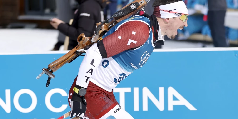 Latvijas biatlonists Andrejs Rastorgujevs. 