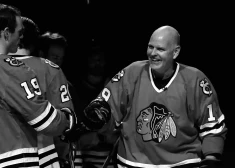 Mūžībā devies hokejists, kurš kopā ar Sandi Ozoliņu izcīnīja Stenlija kausu